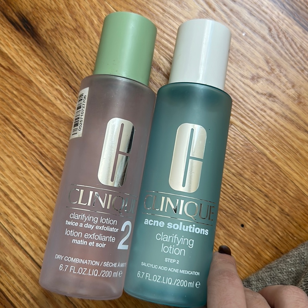 Clinique exfoliater and acne solutions duo